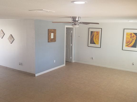 5th image of 2207 N 65th Dr