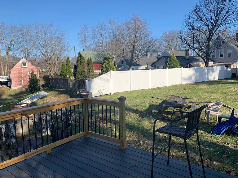 8 Floral Ave — Photo 15