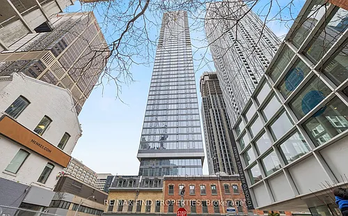 8 Cumberland St #501 Photo 1