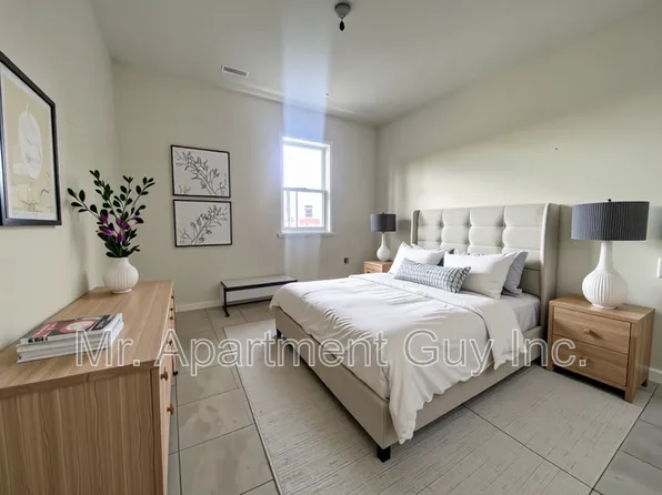 37 Wellington St S, Hamilton, ON