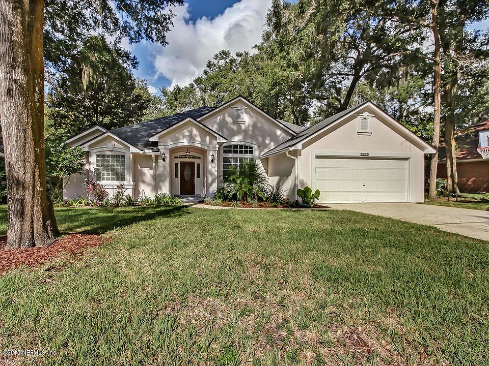 1st image of 733 Dewberry Dr