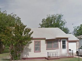 813 N 13th St, Frederick, OK 73542