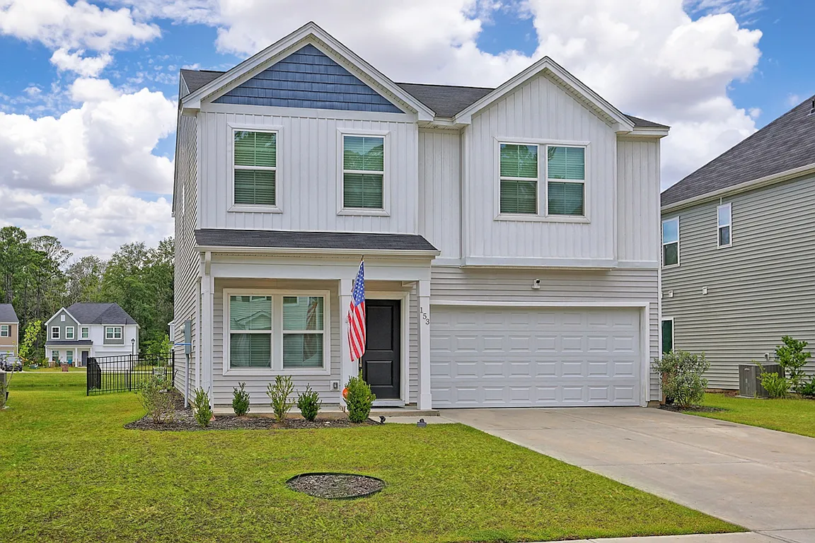4 bed, 2.5 bath, 2175 sqft, $2,500 — Photo 2