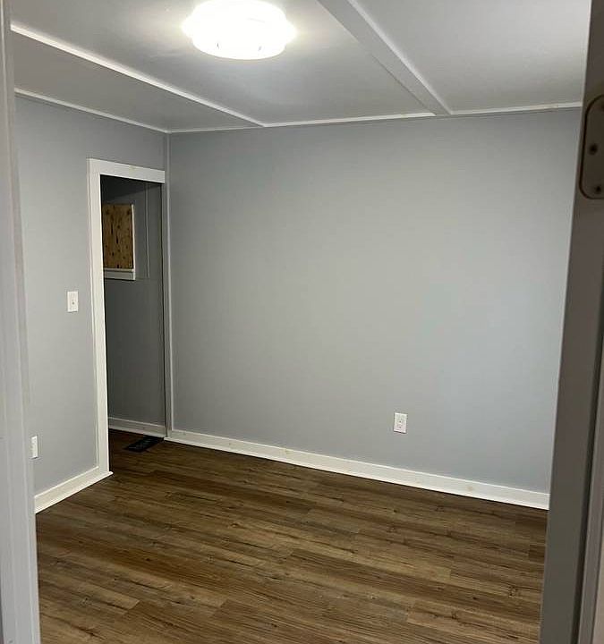 1st image of 611 Franklin St #613