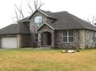 3374 W Darby St, Springfield, MO 65810
