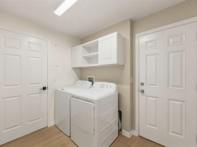 12401 Streambed Dr — Photo 24