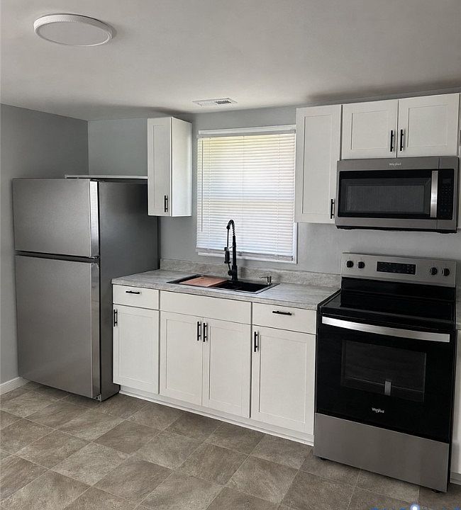 2nd image of 4307 3rd St
