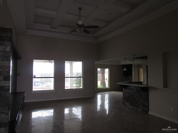 2nd image of 3201 La Puerta Ave