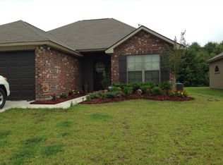 10681 Wrigley Field Ave, Denham Springs, LA 70726