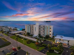 200 Woodette Drive Trl #B-102w, Dunedin, FL 34698