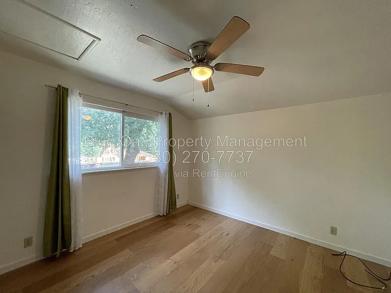 1021 Alder St #B — Photo 5