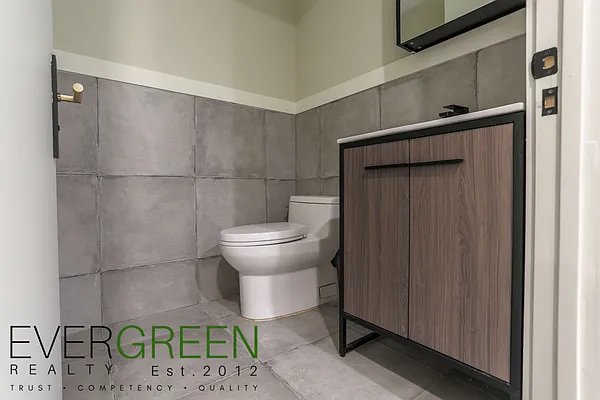 Rented by Evergreen Apartments BK | media 21