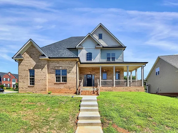 4036 Meadowview Hills Dr, Charlotte, NC 28269