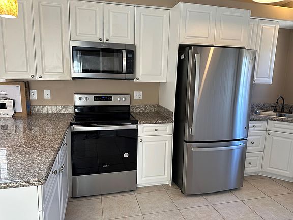 5th image of 4230 Arbor Green Way