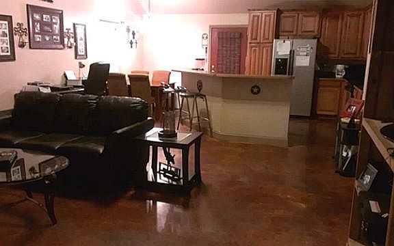 3rd image of 530 County Road 4681