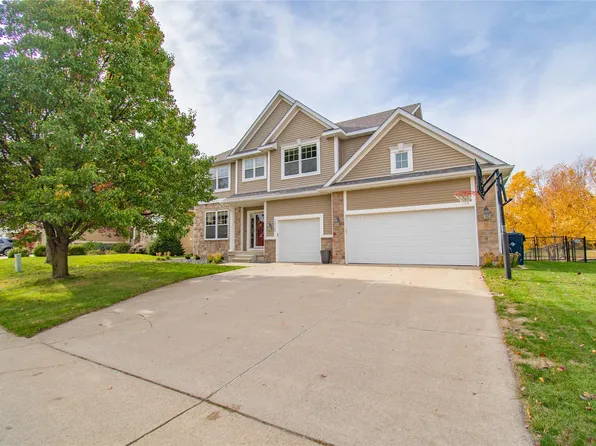 2826 147th St, Urbandale, IA 50323