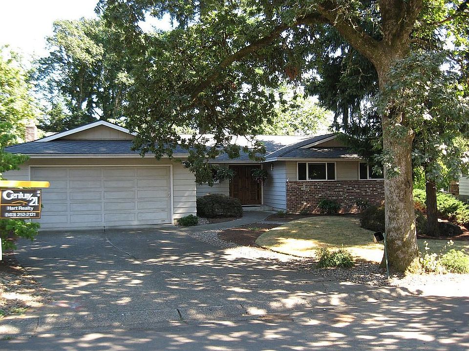 Lovely Treed Lot