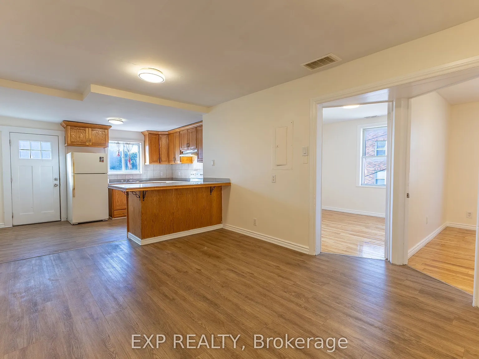 2 bed, $1,995 — Photo 2