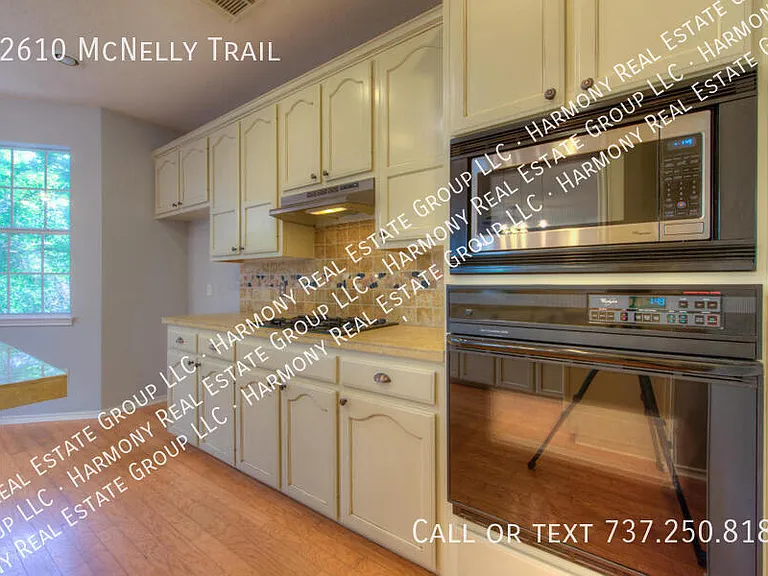12610 McNelly Trl — Photo 9