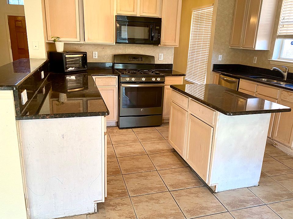 1st image of 4632 Stockwood Dr