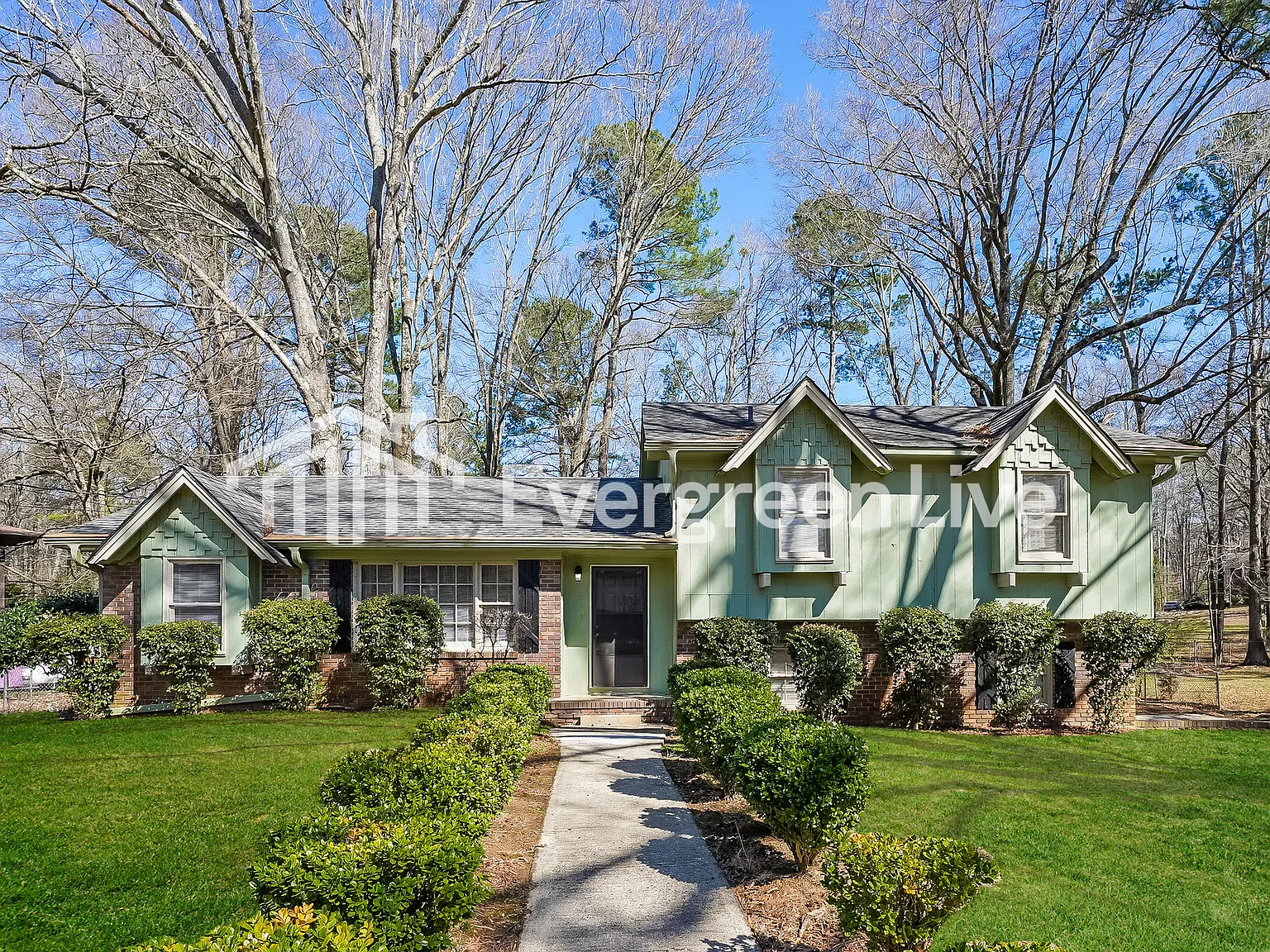 3 bed, 2.0 bath, 1456 sqft, $1,145 — Photo 1
