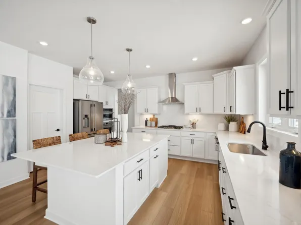 1968 Tamarack Rd, Carver, MN 55315