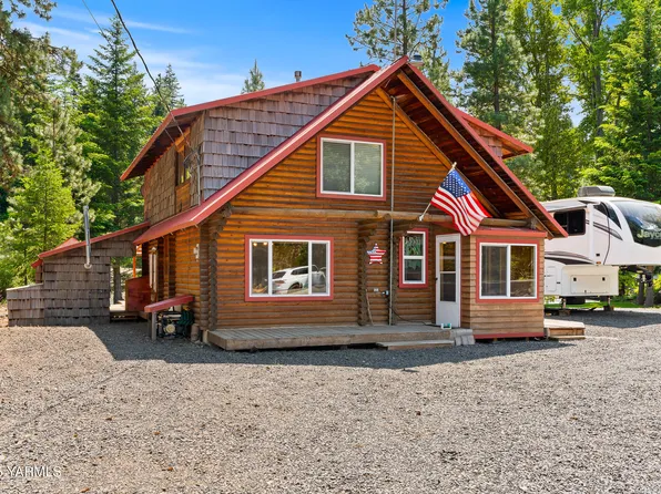 11 Fontaine Ln, Naches, WA 98937