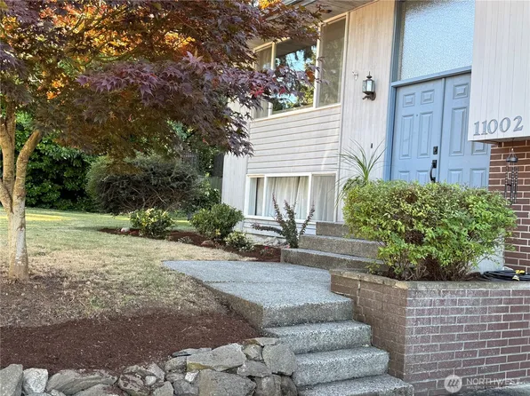 11002 24th Drive SE, Everett, WA 98208