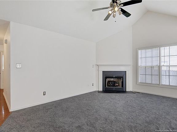 5th image of 202 Somerset Dr
