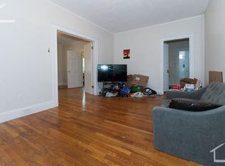 38 Orchard Rd #2B, Brookline, MA 02445