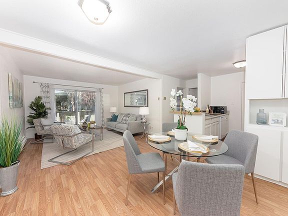 4th image of 245 Boardwalk Ave APT D