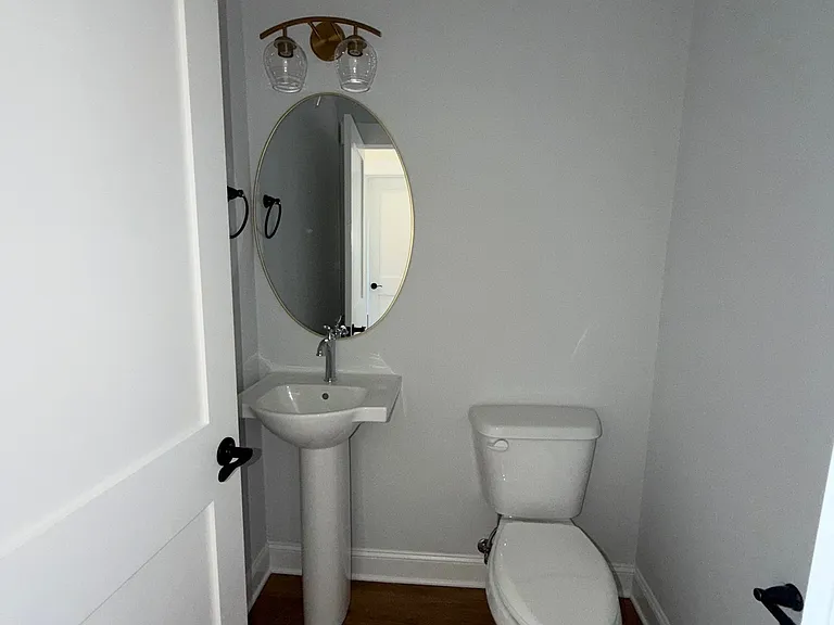 101 Longpoint Dr #A — Photo 18