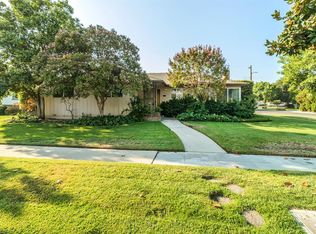 677 E Roberts Ave, Fresno, CA 93710