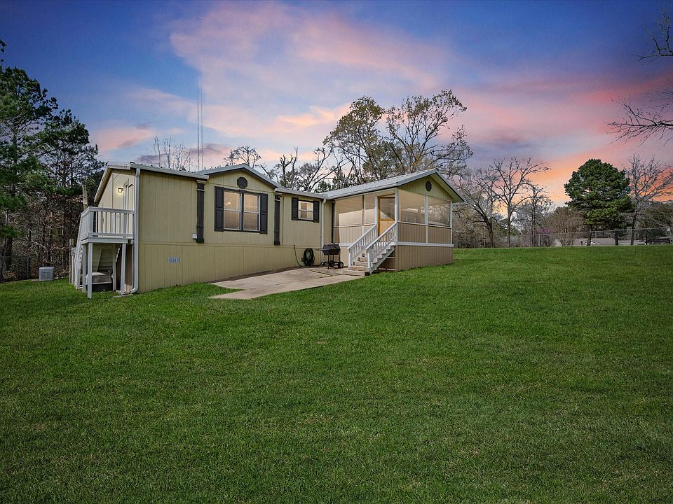 1st image of 4 Ripple Creek Dr