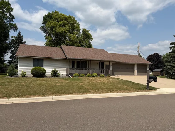 10 George St E, Maple Lake, MN 55358