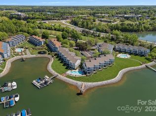 1211 Torrence Cir, Davidson, NC 28036