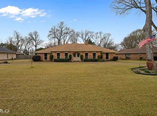 5418 Coach Rd, Bossier City, LA 71111