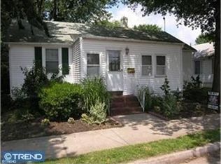 402 Clymer Ave, Morrisville, PA
