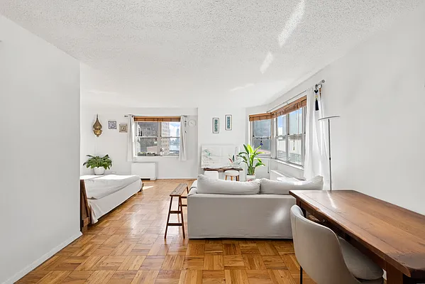 Rented by Corcoran | media 1