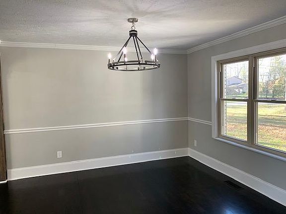 5th image of 851 Old Mill Dr