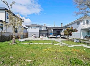 7768 18th Ave, Burnaby, BC V3N 1J2