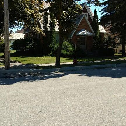 3rd image of 406 S 4th St