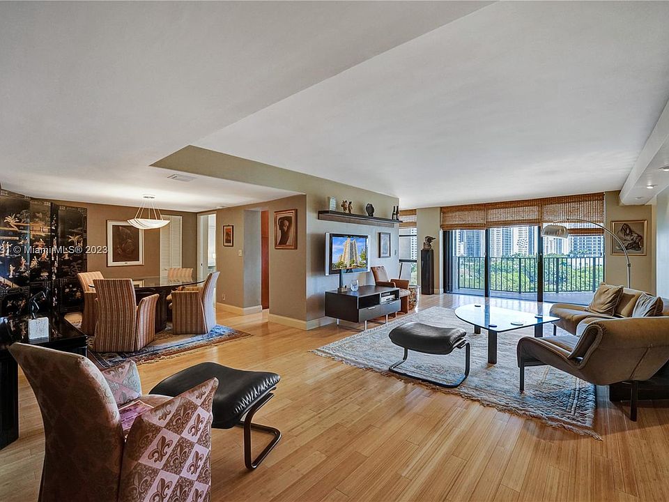 1st image of 18181 NE 31st Ct APT 1208