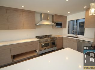 830 28th Ave, San Francisco, CA 94121