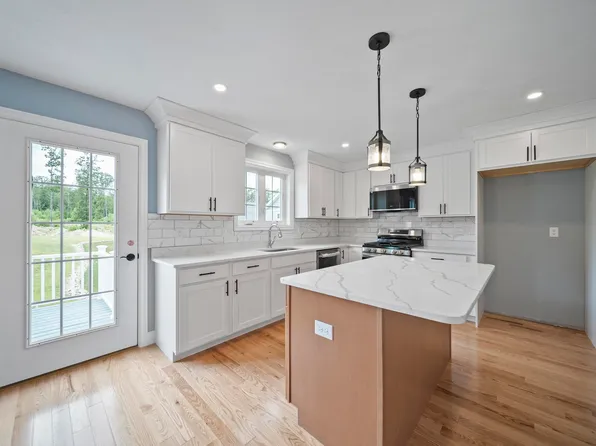 55 Bartons Ridge Road, Greenville, NH 03048