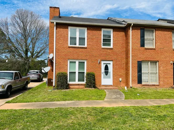 675 Redland Dr, Jonesboro, GA 30238