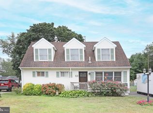 54 E Clayton Ave, Clayton, NJ 08312
