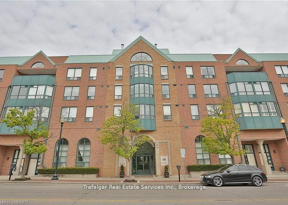 1st image of 185 Robinson St #204