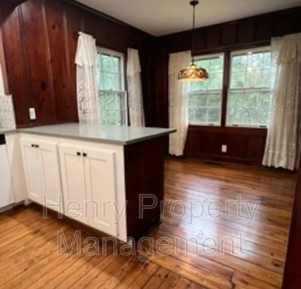 309 Williams St — Photo 24