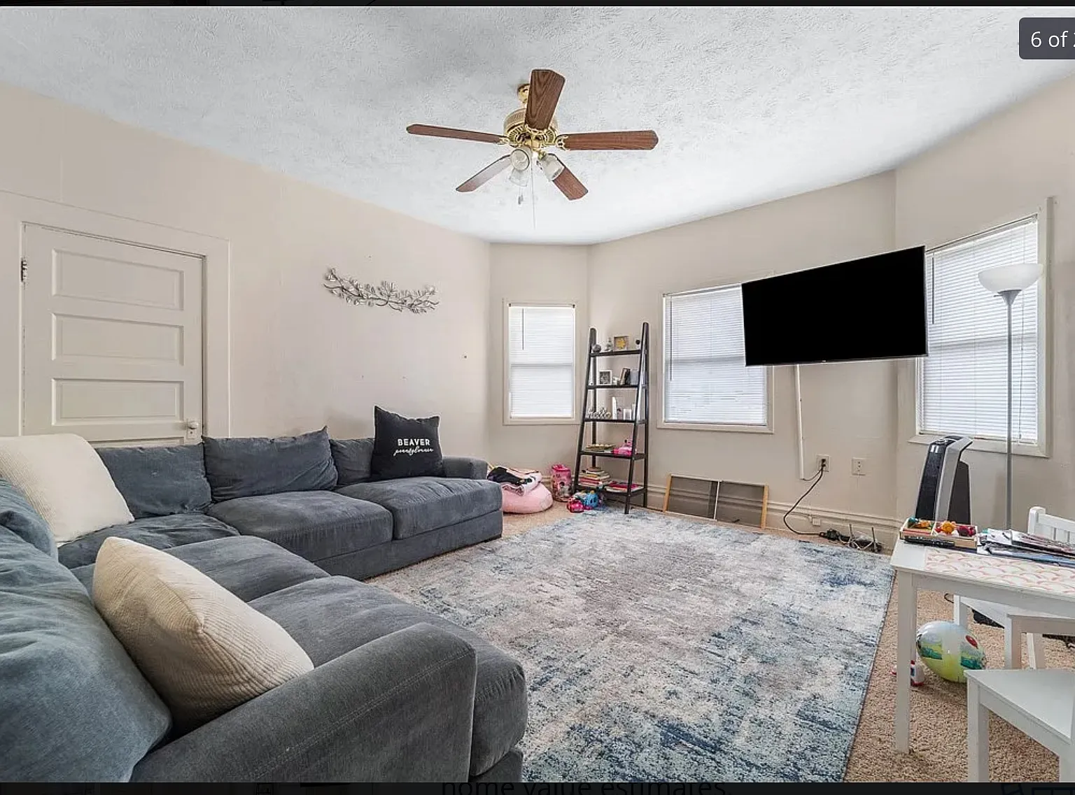 3 bed, 1955 sqft, $1,000 — Photo 2